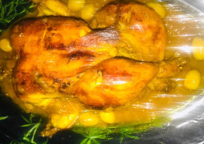Pollo entero al horno Receta de Khadi ( recetas árabes )- Cookpad