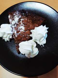 Una foto de Tarta casera fácil de chocolate