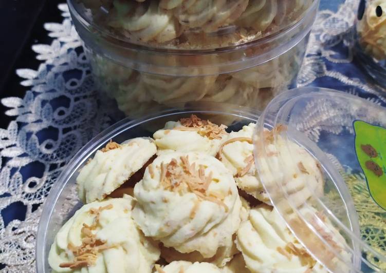 Kue Sagu Keju