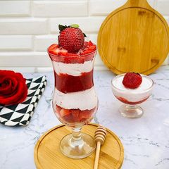 A picture of Strawberry dessert.