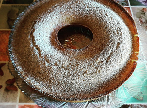 Foto di Ciambellone all'acqua senza zucchero