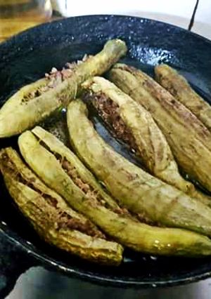 A picture of Qeema Bharay Karele.