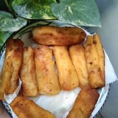 A picture of Pizza bread roll.