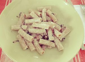 Foto di Pasta radicchio robiola e pancetta
