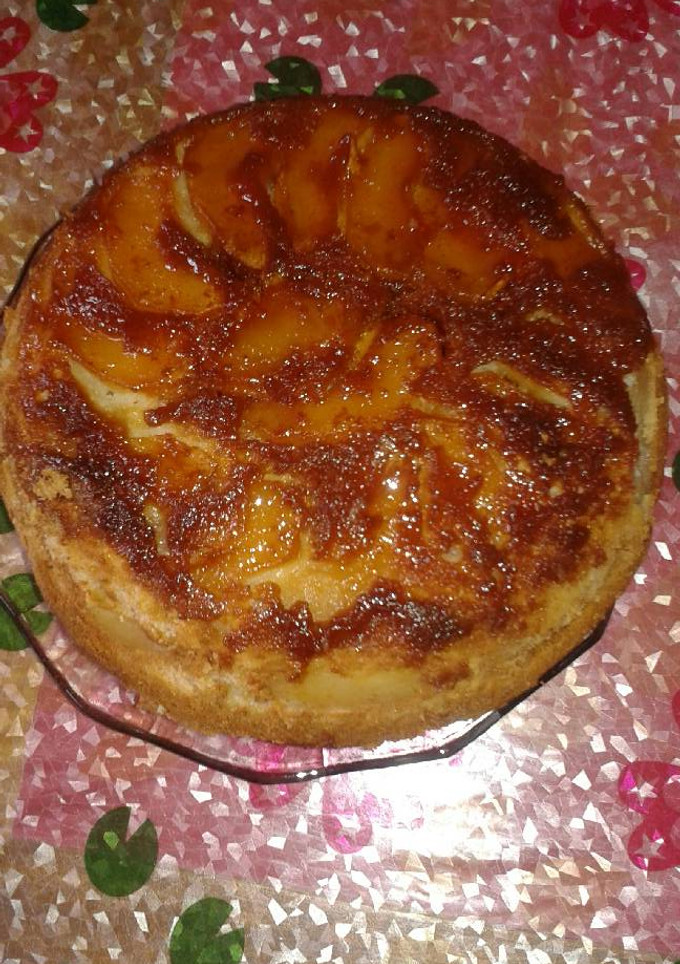 Una foto de Torta invertida de manzanas