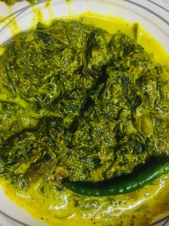 बथुआ साग (bathua saag recipe in Hindi) रेसिपी मुख्य फोटो
