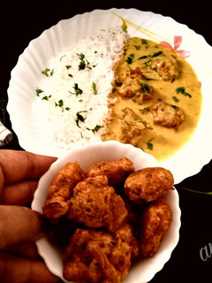 कढ़ी पकोड़ा (kadhi pakoda recipe in Hindi) रेसिपी मुख्य फोटो
