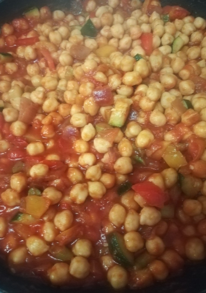 Una foto de Garbanzos con verduras