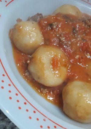 Una foto de Ñoquos rellenos con panceta y queso