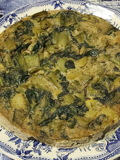 Una foto de Tortilla de habas y acelgas al microondas, aprovechamiento