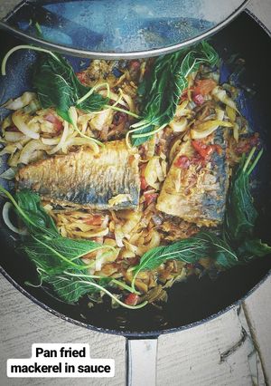 A picture of Pan fried mackerel in sauce.