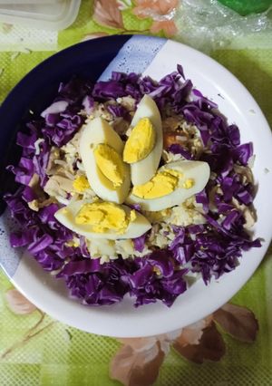 Una foto de Salpicón de pollo con repollo morado