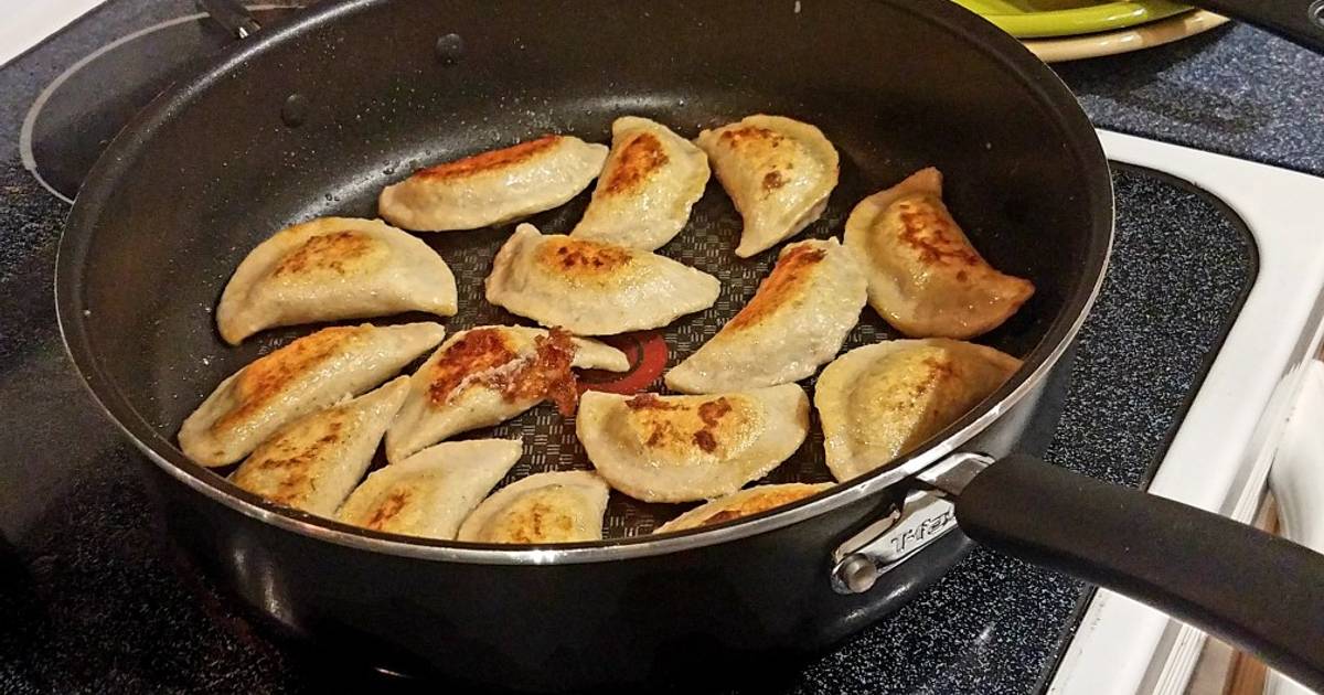 Pork and ginger potstickers Recipe by jason williams Cookpad