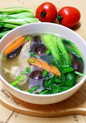 Hình của món Canh Cải Thìa Nấu Cánh Gà.