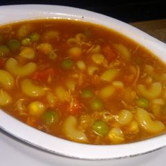 A picture of Macorani soup.