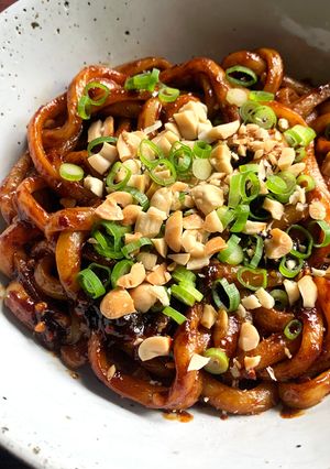 A picture of Quick & Easy Peanut Butter Udon.