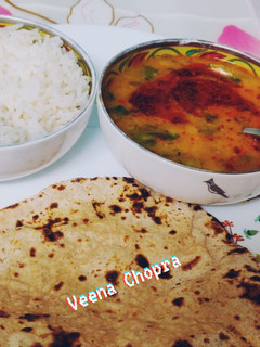 मूंग दाल तड़का (moong dal tadka recipe in hindi) रेसिपी मुख्य फोटो