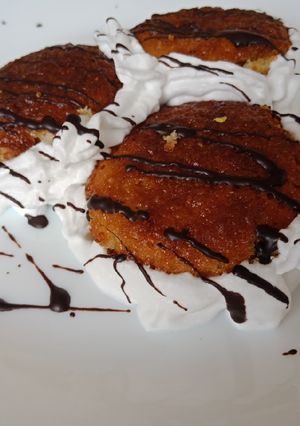 A picture of Orange Vanilla Muffins.