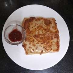 A picture of Cheese spread paratha.