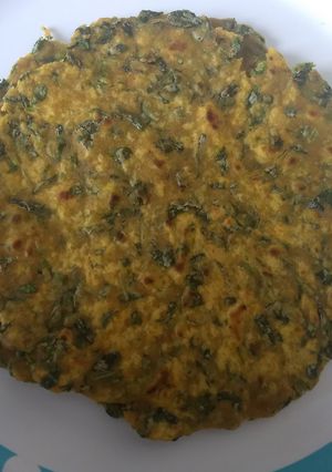A picture of Methi Paratha.