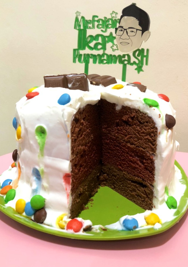 Foto resep CAKE ULTAH RUMAHAN no mixer no oven by irre_desirre