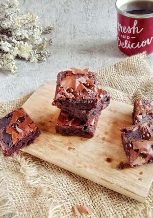 Foto resep Shiny crust brownies / fudgy brownies / brownies panggang