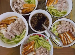 Hình của món Bún trộn nước Tương.