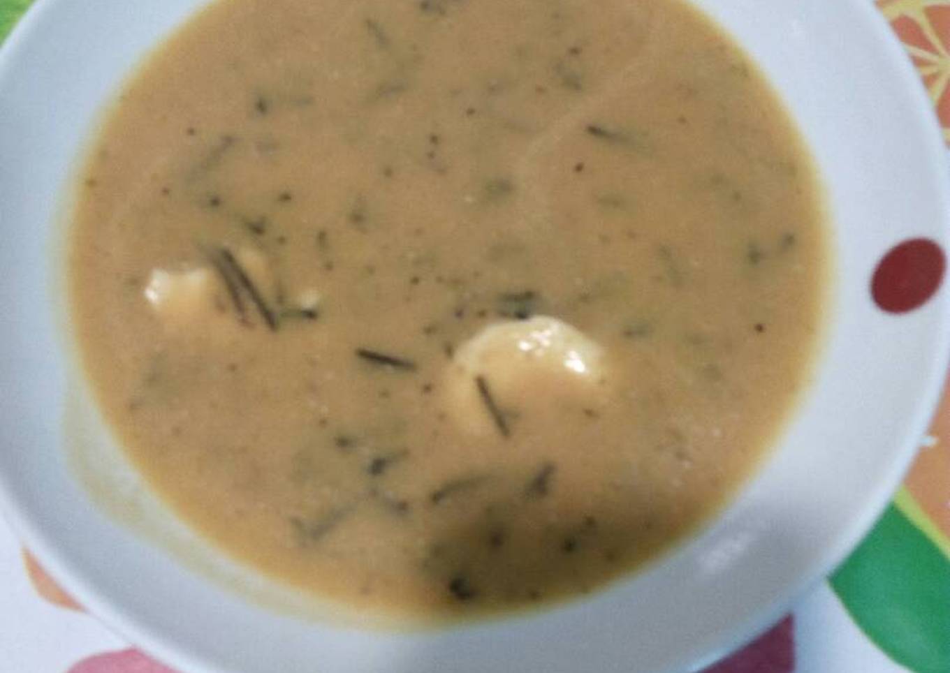 Puré de semillas de calabaza con algas y queso