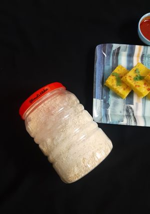 લાઈવ ઢોકળાં પ્રીમિક્ષ (Live Dhokla Premix Recipe In Gujarati) રેસીપી મુખ્ય ફોટો