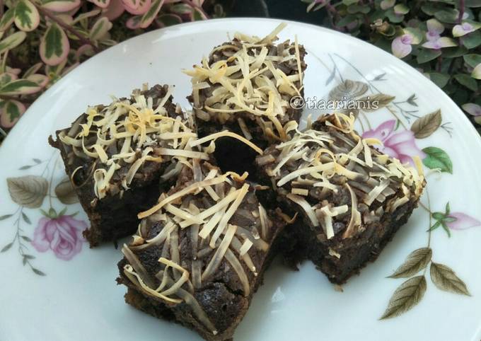 #28 Fudgy Banana Brownies