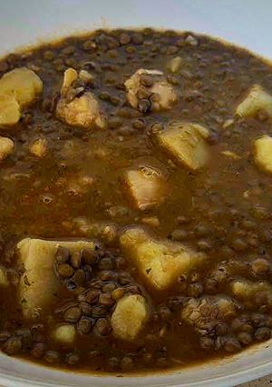 Una foto de Lentejas con bacalao