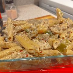A picture of Cheesesteak Pasta.