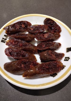 A picture of Steamed Chinese Sausage.