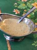 Sauce salade à l'huile d'avocat, vinaigre de ciboulette et moutarde fine