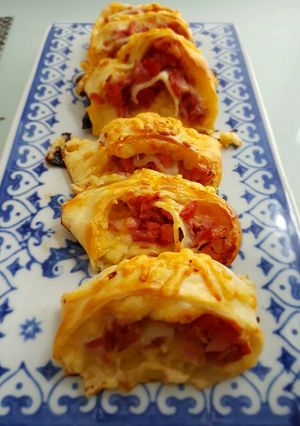 Una foto de Rollitos de Jamón y Queso express
