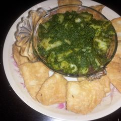 A picture of Hariyali aaloo.
