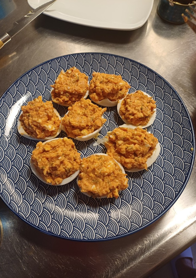 Una foto de Huevos rellenos