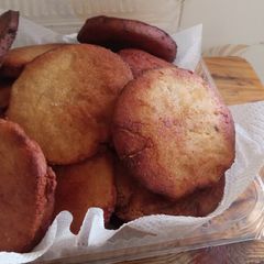 A picture of Kabalagala(Ugandan pancakes).