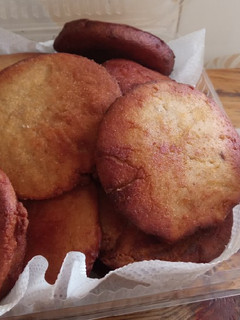 A picture of Kabalagala(Ugandan pancakes).