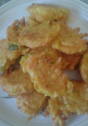 A picture of Potato fritters.