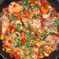 A picture of Chicken Cacciatore.