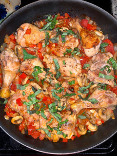 A picture of Chicken Cacciatore.