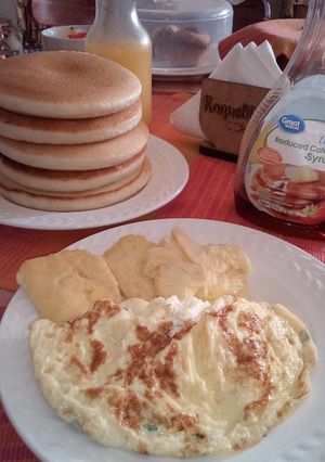 Una foto de Panquecas con omelette
