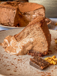 Una foto de Cheesecake cremosa de cacao