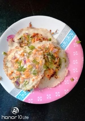 A picture of Poha uttapam.