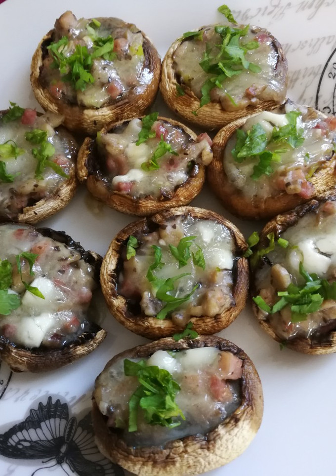 Una foto de Champiñones rellenos