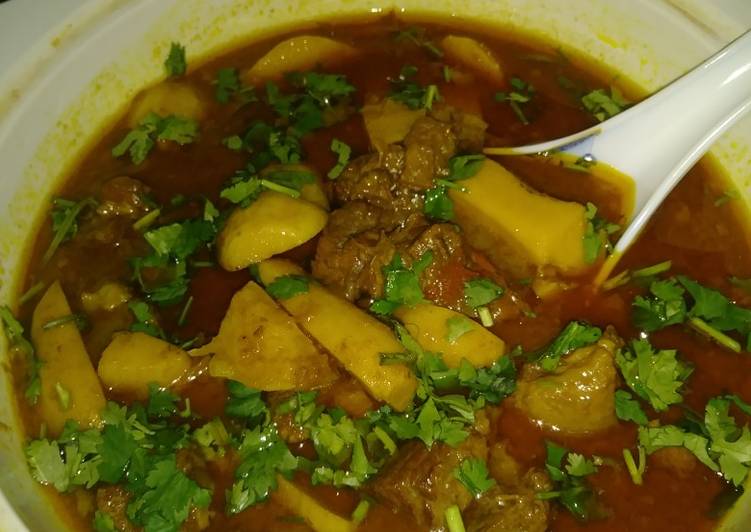 Step-by-Step Guide to Make Favorite Arvi gosht