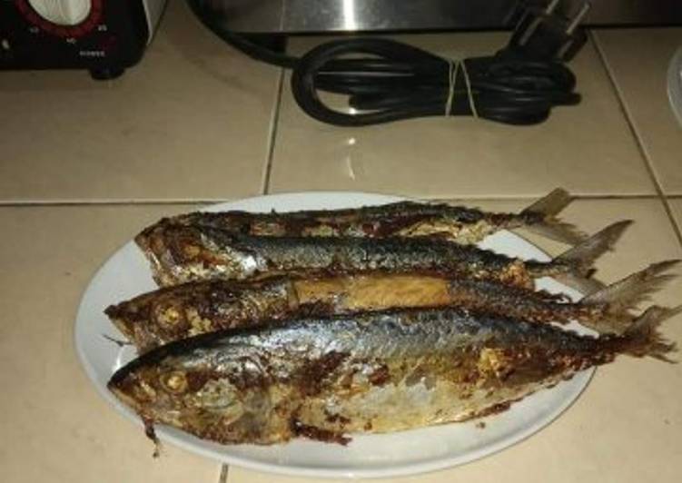 Cara Gampang Membuat Ikan Goreng Gembung, Sempurna