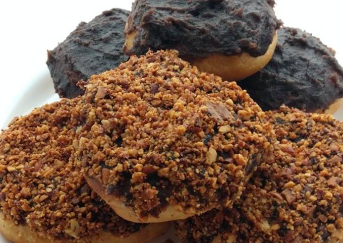 Donat Vla Oreo Coklat dan Kacang