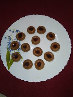 নলেন গুড়ের সন্দেশ(Nolen Gurer Sandesh recipe in Bengali) রেসিপির প্রধান ছবি